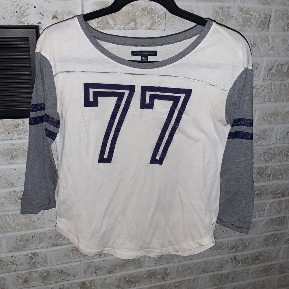American eagle white long sleeve